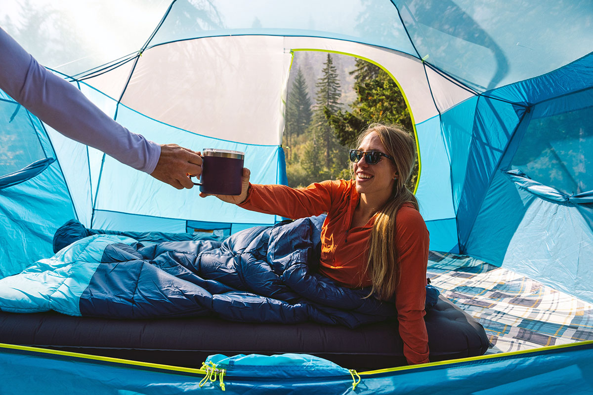 Family sleeping outlet bag